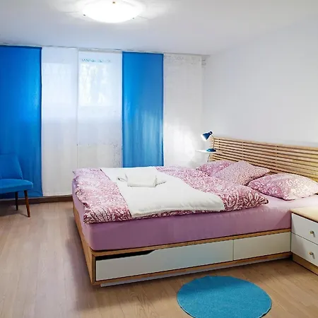 Apartment Fuer 4 Personen Ca 60 Qm In Ljubljana, Krain Oberkrain *